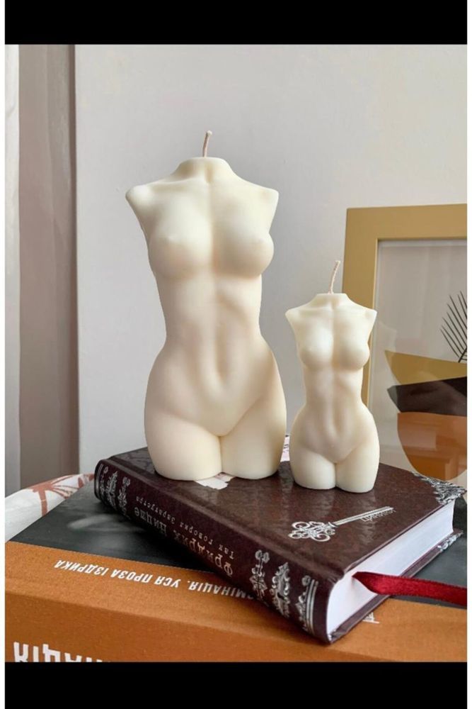 Büyük Ve Küçük Boy Beyaz Kokulu Kadın Büst Mum